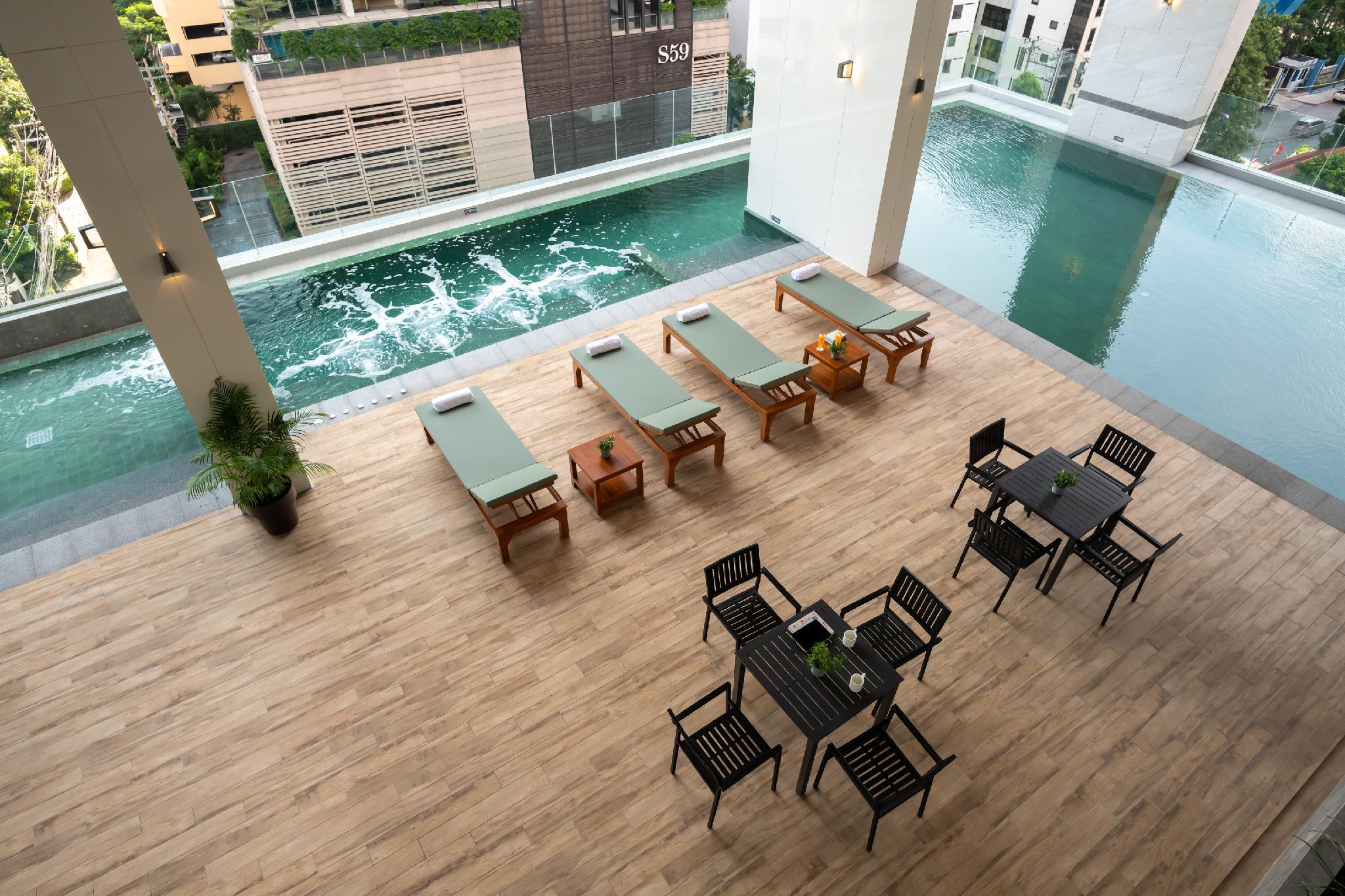 Jasmine 59 Hotel Bangkok Dış mekan fotoğraf The pool at the hotel